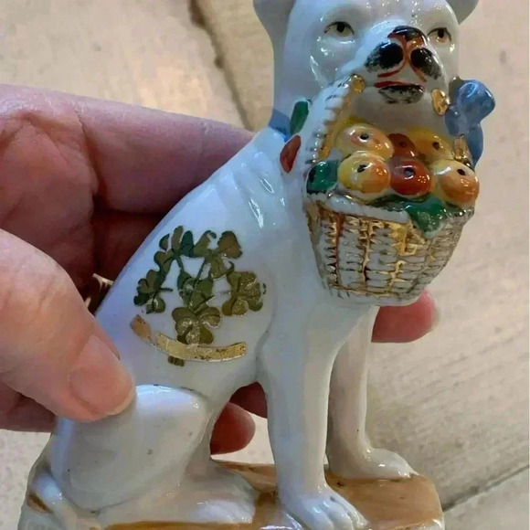 Antique White Staffordshire Type of Dog Fruit Basket In Mouth Foreign Ma… - Picture 12 of 13
